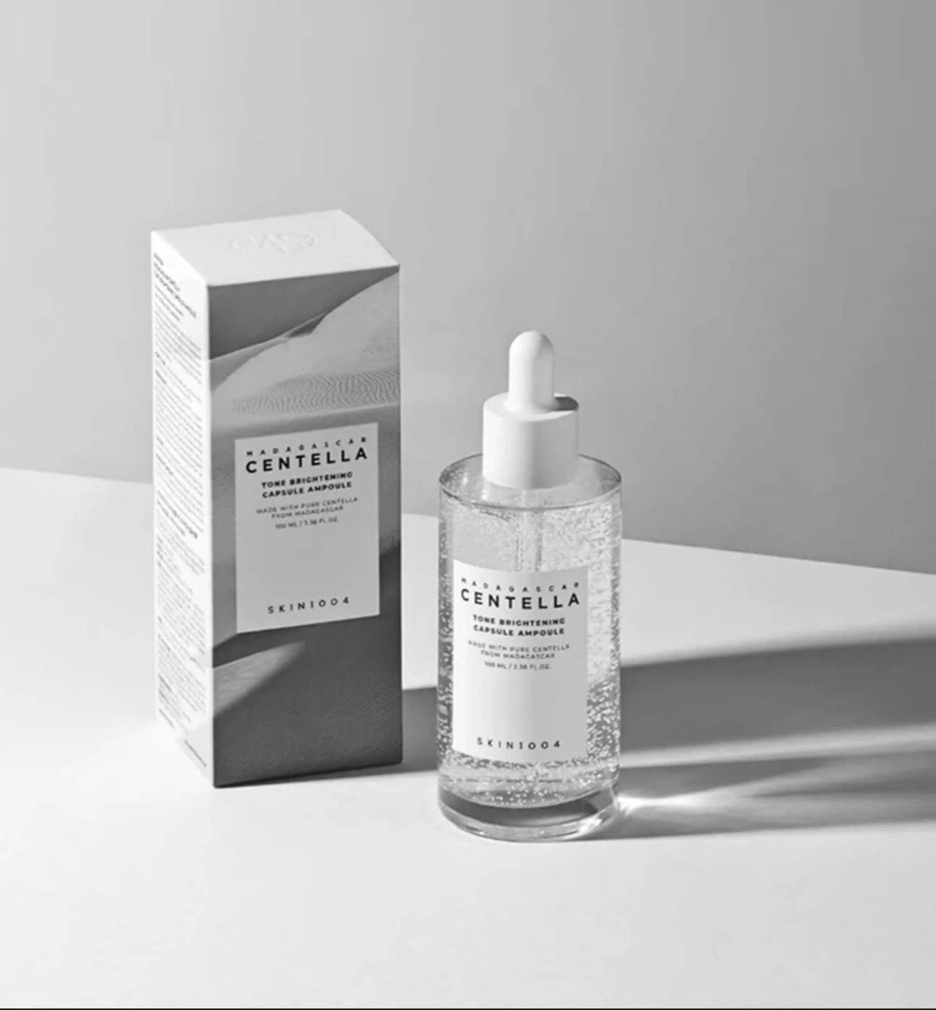 MADAGASCAR CENTELLA TONE BRIGHTNING CAPSULE AMPOULE (50 ML)